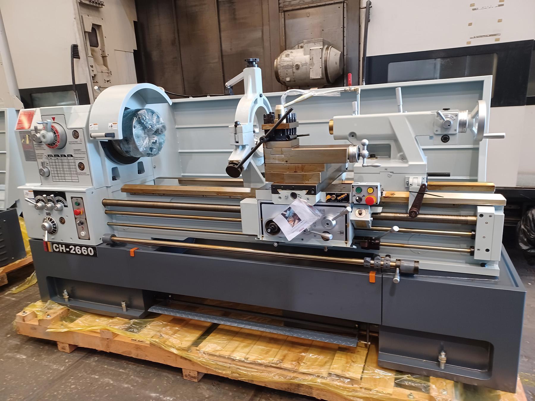 26" x 90" SunMaster Model CH-2690 Engine Lathe, New