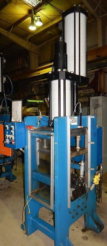 120 Ton FARGER & JOOSTEN MULTIPOWER Air/Oil Press