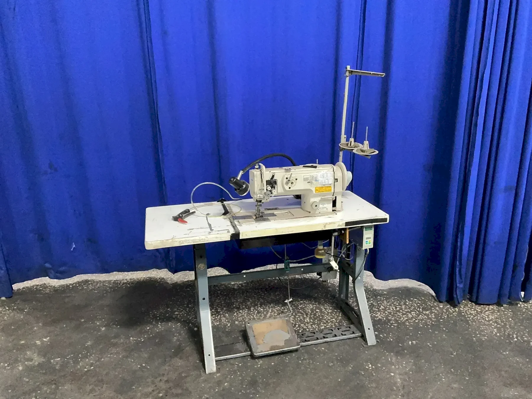 JUKI 10" SEWING MACHINE