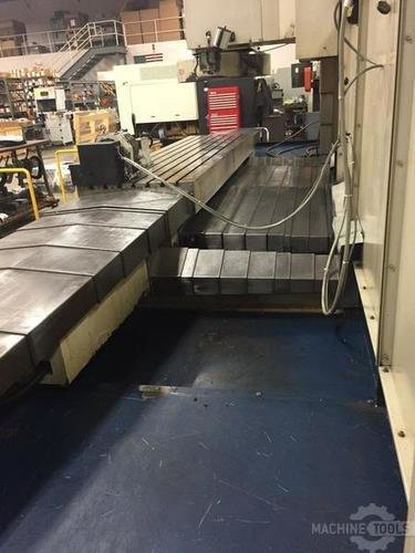 MILLTRONICS RH35XP Vertical Machining Centers