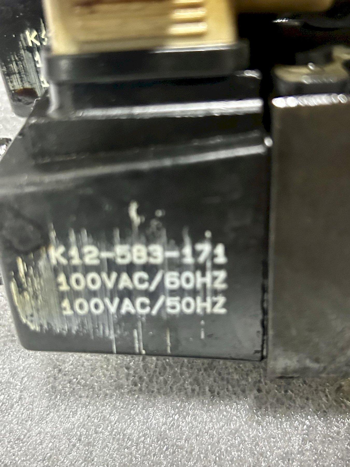 SET OF (2) PARKER DIRECTIONAL CONTROL VALVES, Model D1VW1CQD 70, Double Solenoid, 3-Position, Spring Centered.