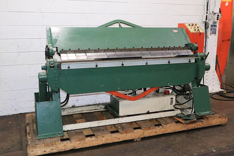 12 Ga x 6 ft., Used Chicago Hydraulic Box & Pan Brake, HBPU 612-6