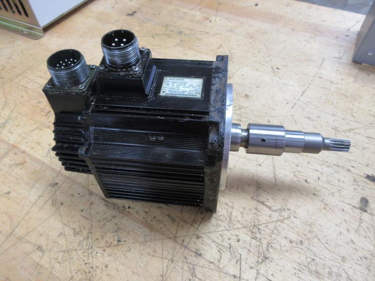 Used Haas Servo Axis Motor Yaskawa Model SGMG-09A2AB Servo Axis Motor for Haas Part #93-0346