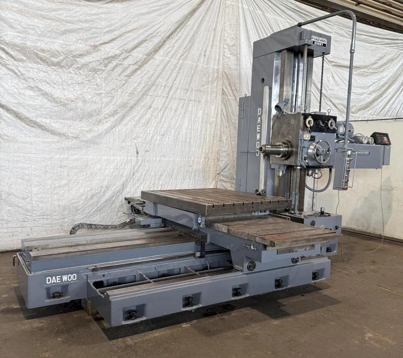 4" DAEWOO MODEL #D11ORT TABLE TYPE HORIZONTAL BORING MILL, #50 TAPER: YOBRO #25782
