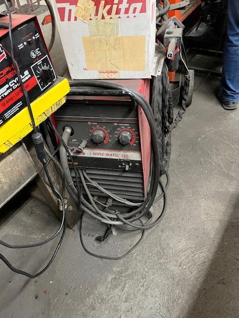 Lincoln Wirematic 255 Mig Welder