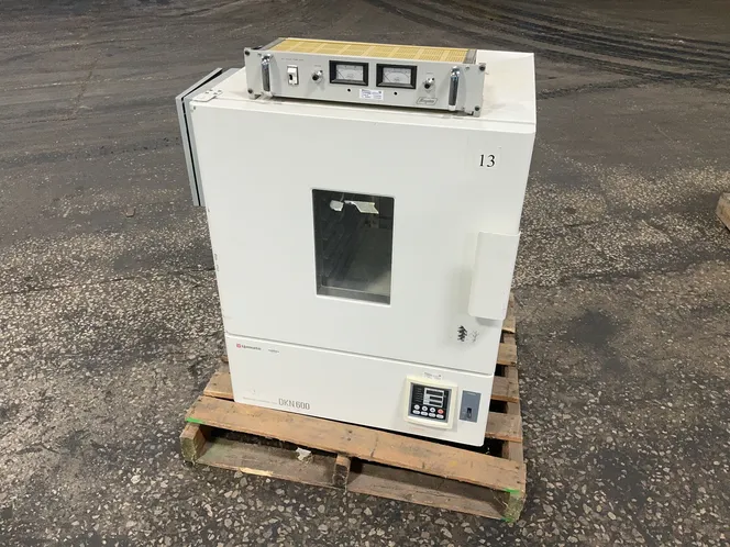 Yamato 24” X 20” X 19” Convection Oven - Dkn600