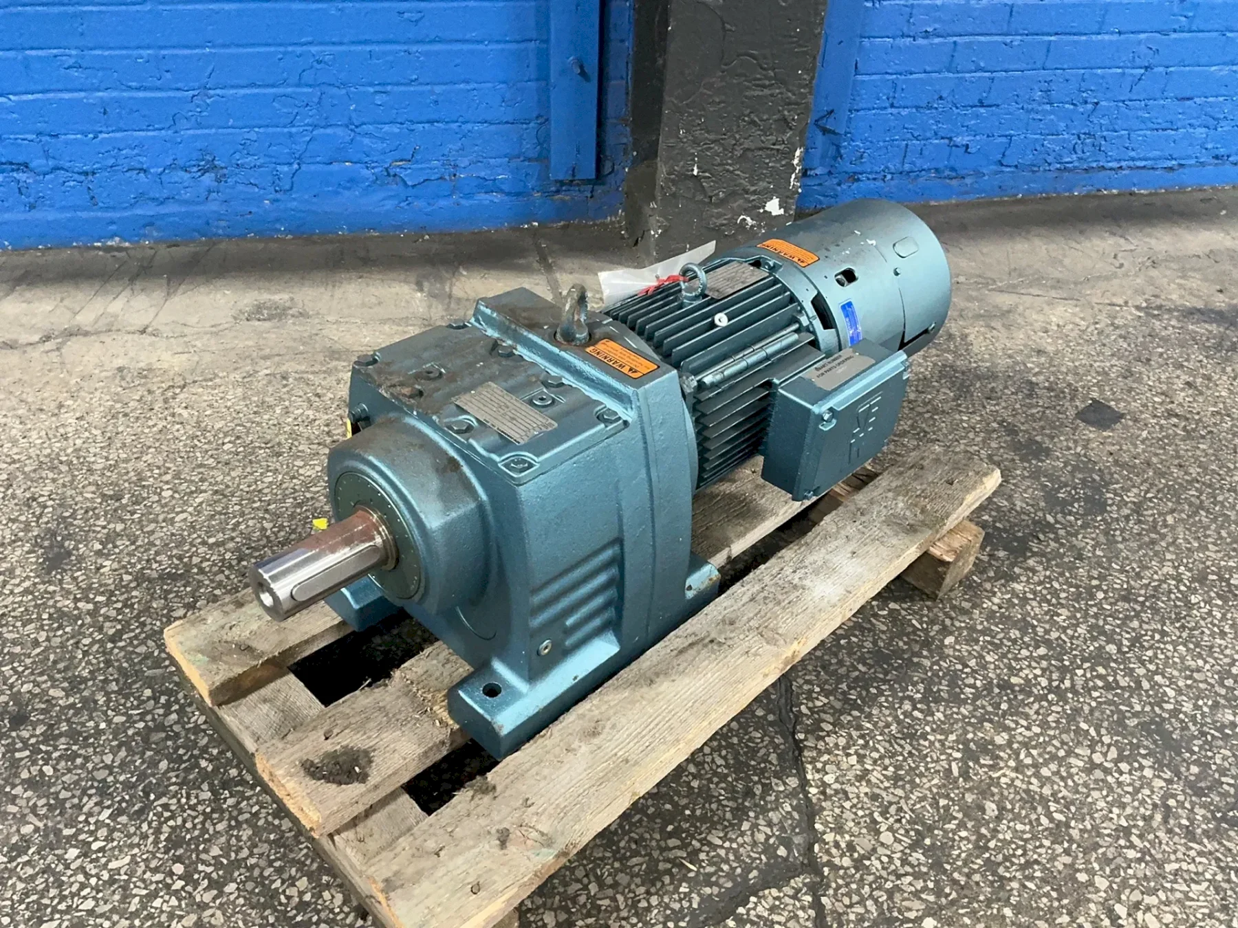 SEW-EURODRIVE 5.4 HP GEAR DRIVE