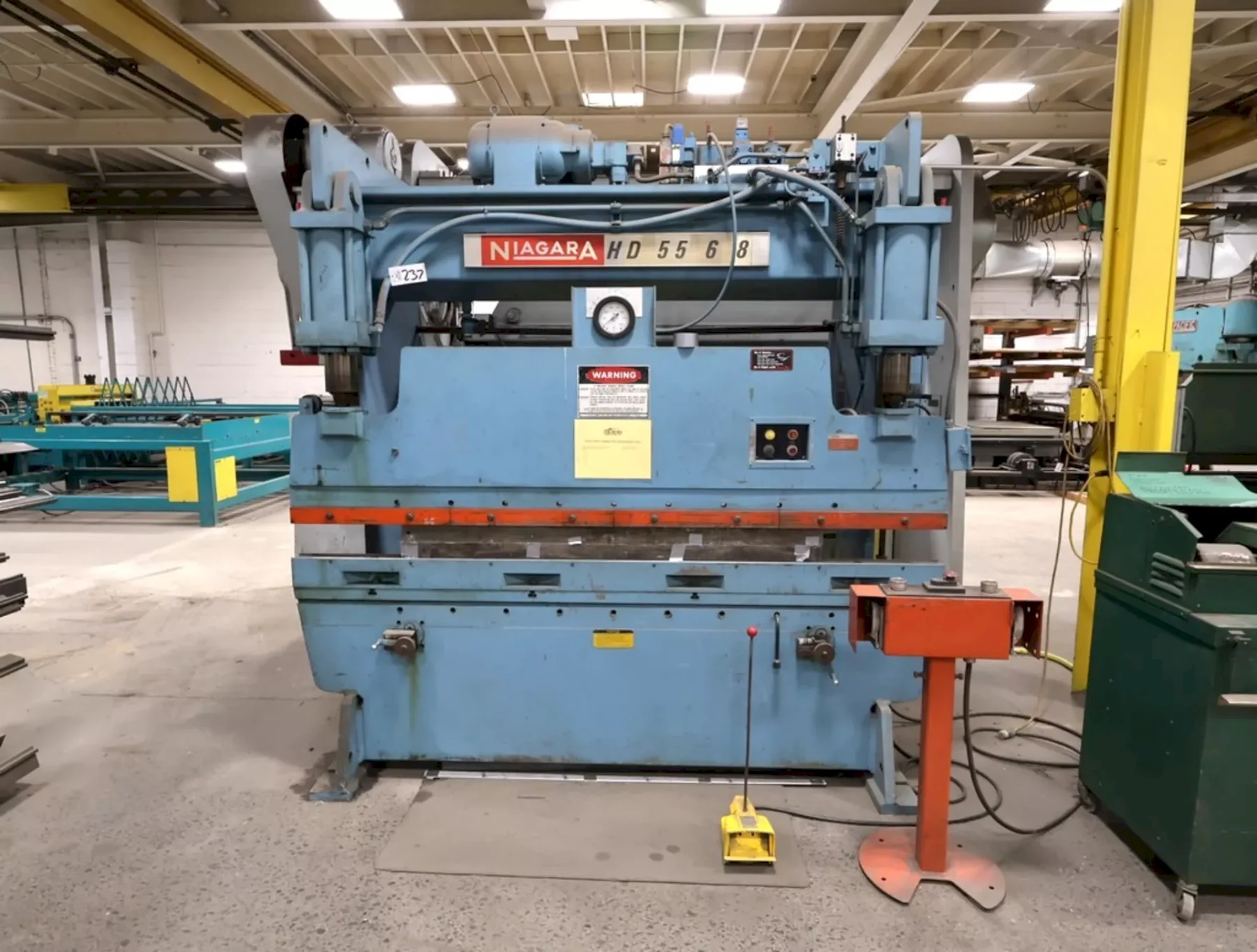 55 Ton x 8 Ft NIAGARA Hydraulic Press Brake, Model HD55-6-8