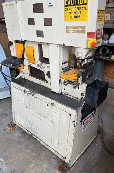 GEKA HYDRACROP 55 HYDRAULIC IRONWORKER
