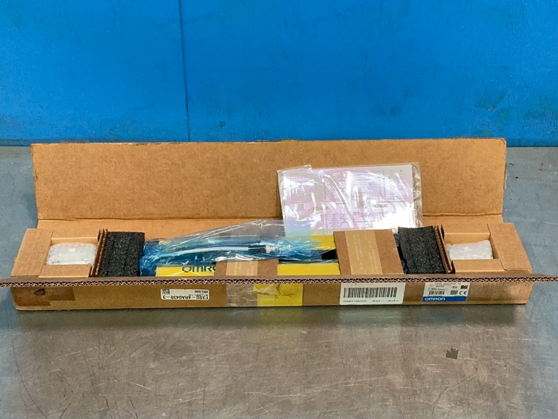 OMRON SAFETY LIGHT CURTAIN KIT  -  F3SG-4RE0590P30