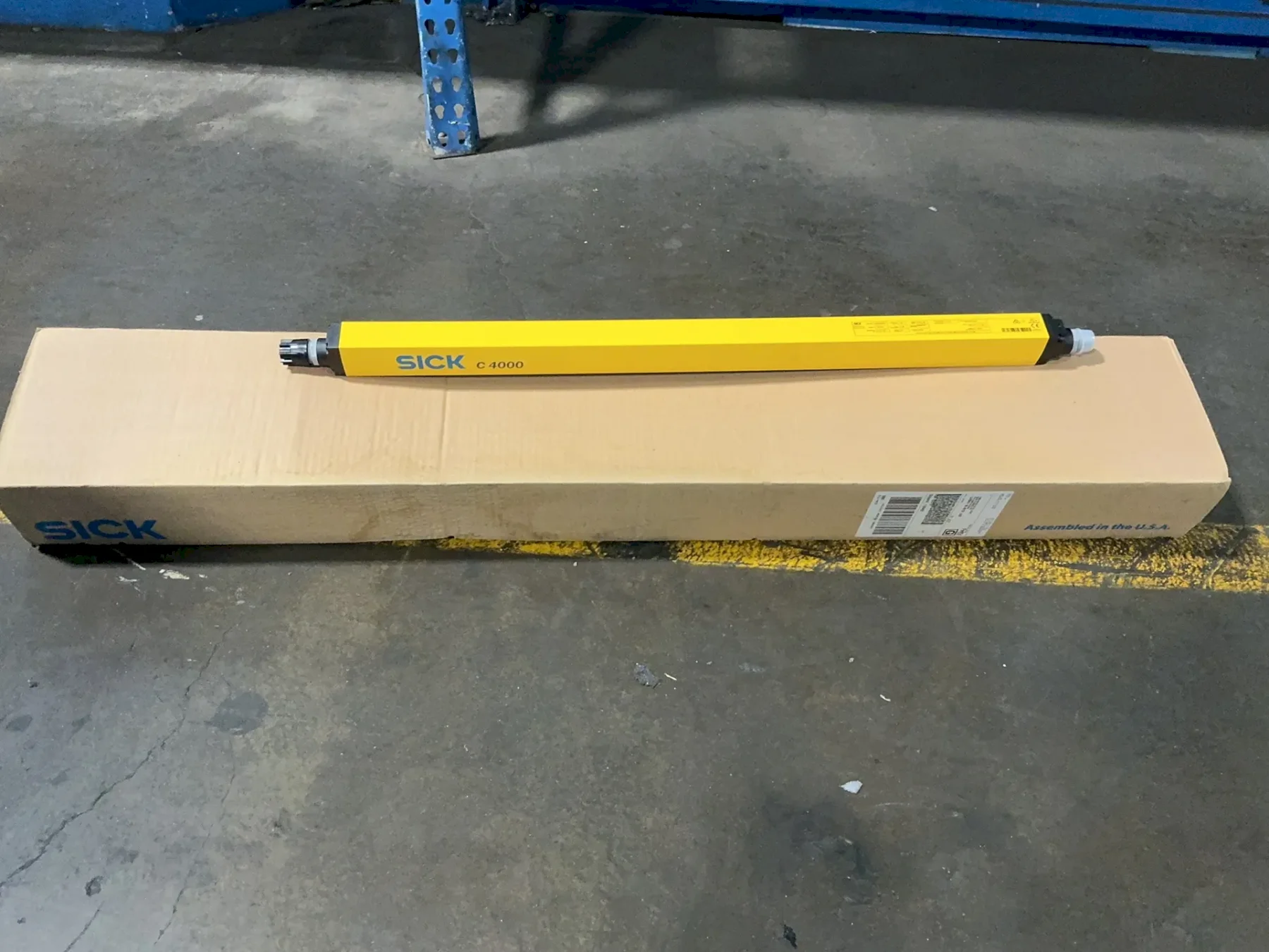 SICK 19 M SCANNING RANGE SAFETY LIGHT CURTAIN SENDER  -  C40S-0703DA010