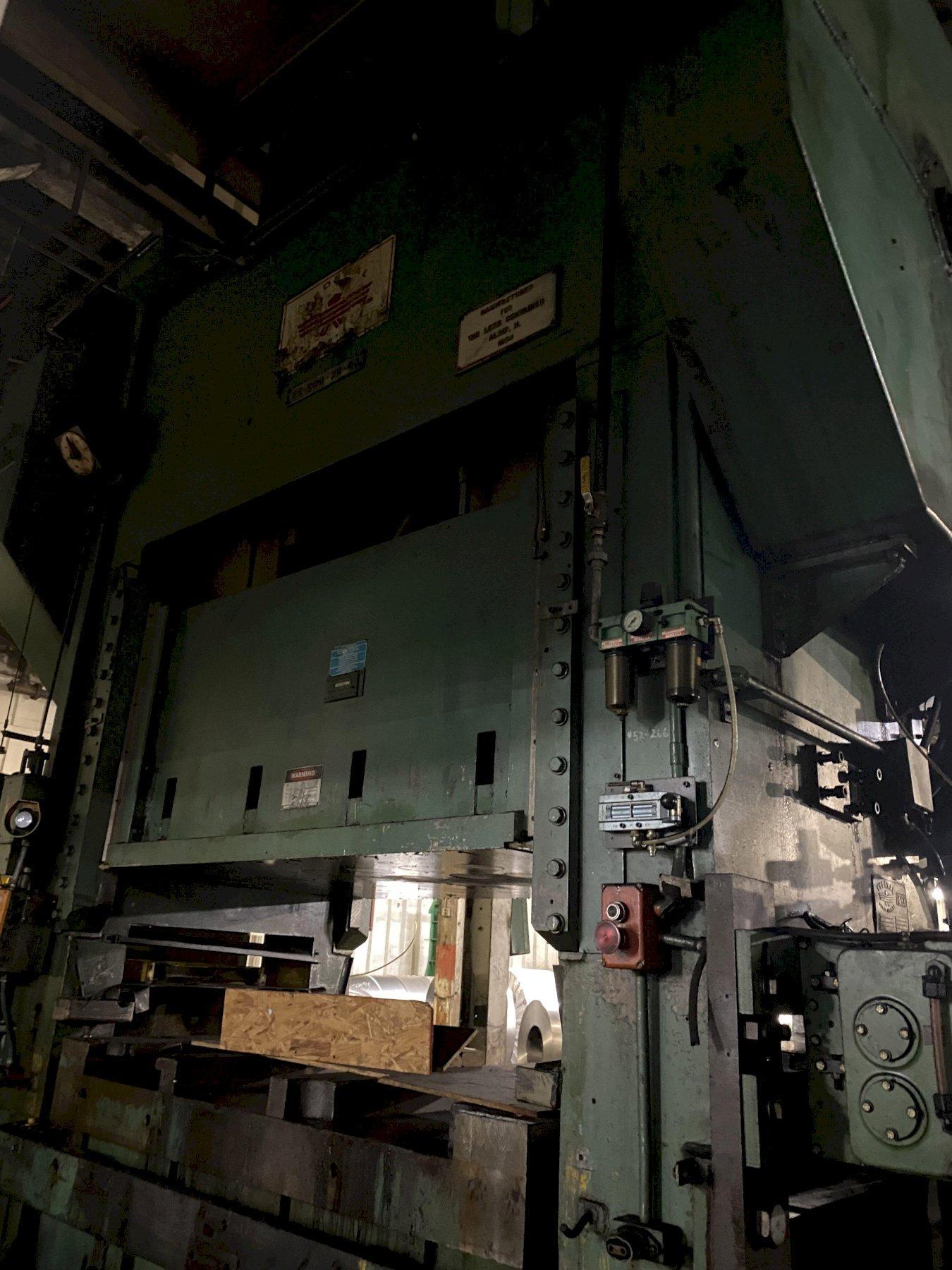 200 TON FEDERAL S2-200-72-48 STRAIGHT SIDE PRESS. STOCK # 0847022