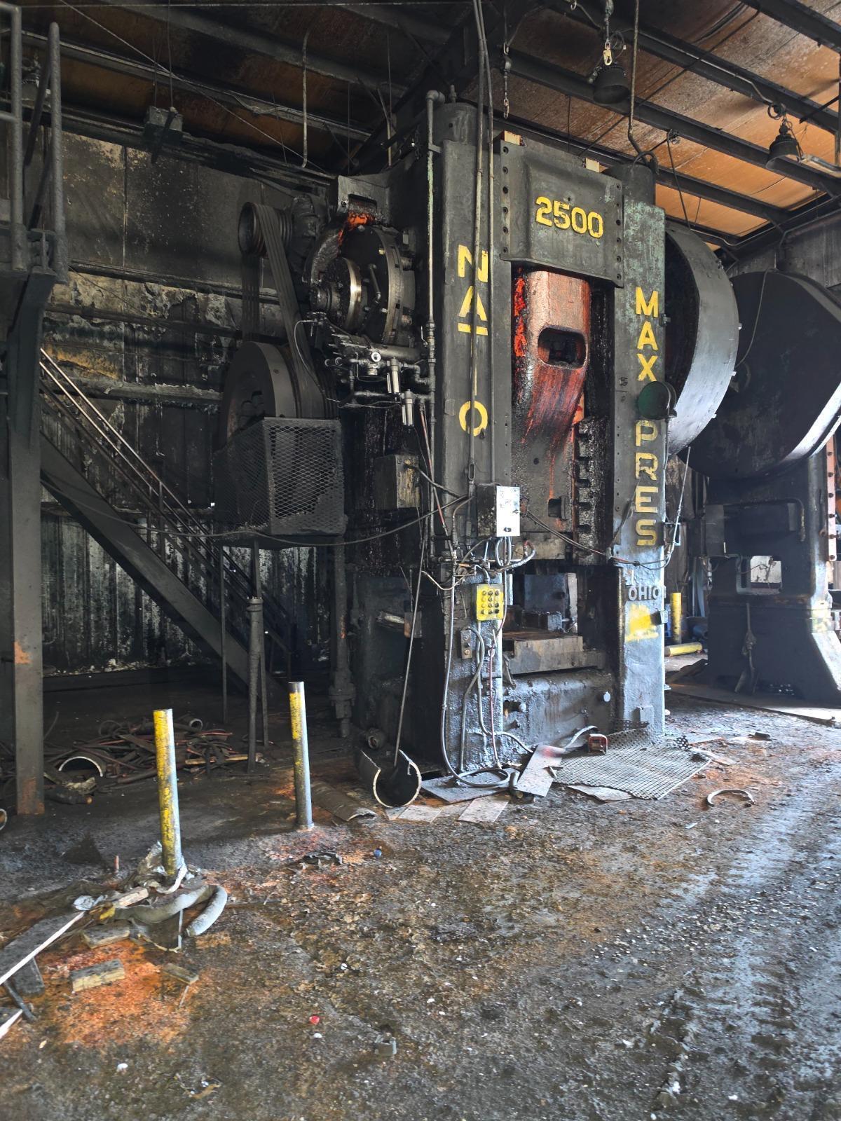 2500 Ton, NATIONAL MAXIPRESS