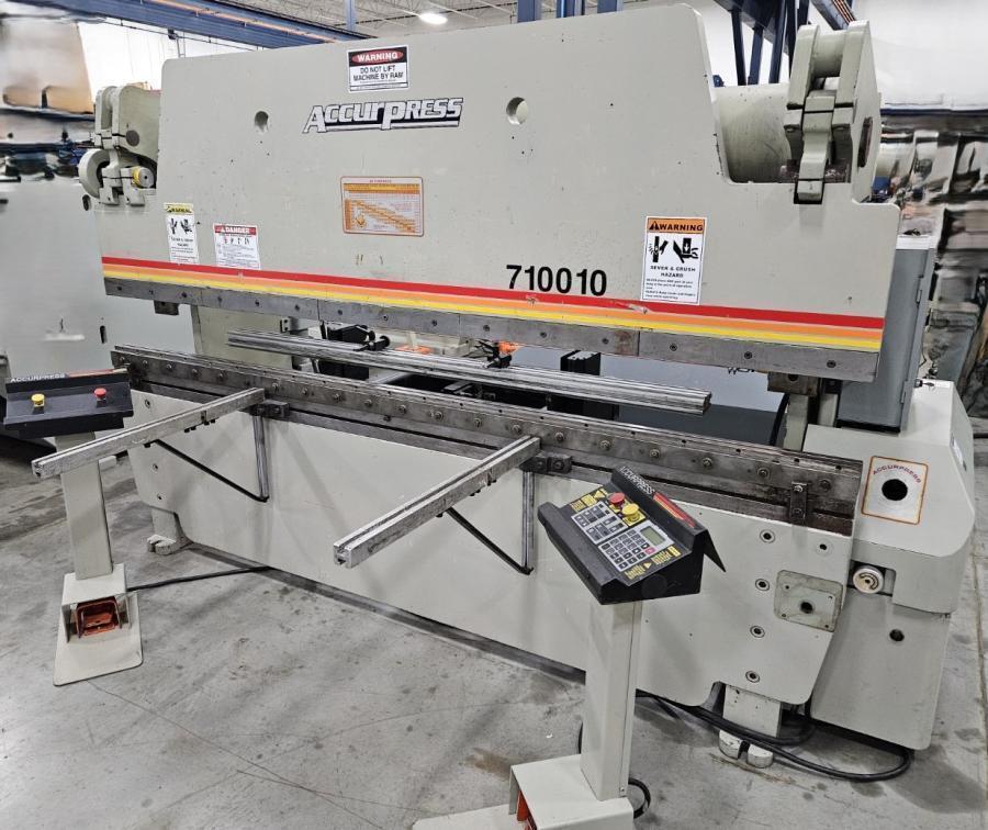 1997 Accurpress 710010 Hydraulic Press Brake (#5902)