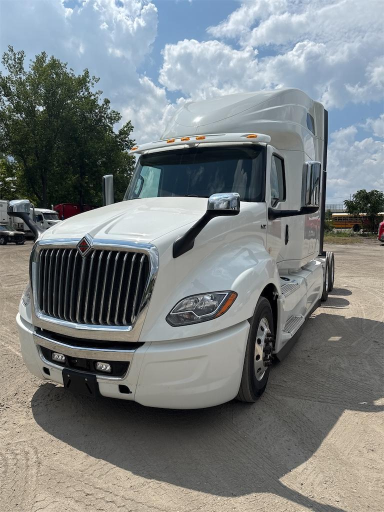 2023 International LT625 3HSDZAPR2PN563626