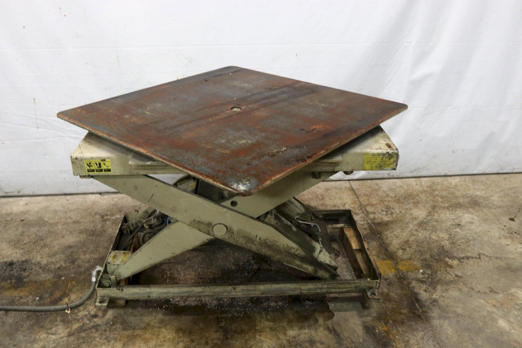 3500 LB X 42" X 42" SOUTHWORTH SWIVEL TOP HYDRAULIC SCISSOR LIFT TABLE