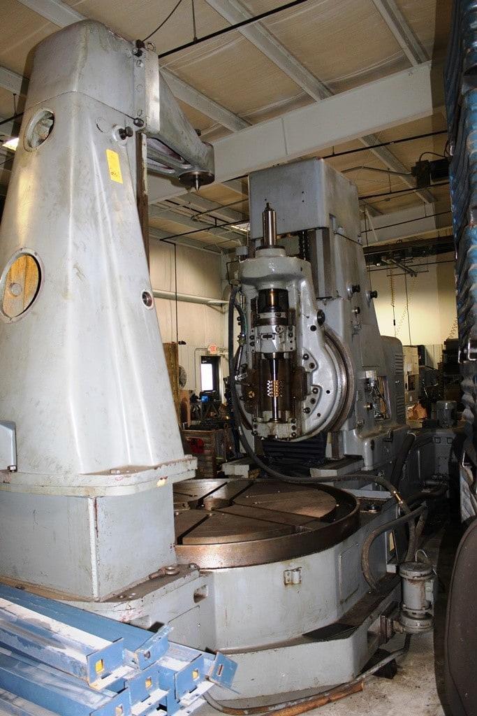 Wuhan WY3J Vertical Gear Hobber, 1970 – Tailstock