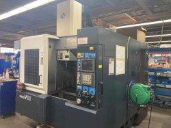 Makino V-55 Used CNC Vertical Machining Center For Sale - 2004