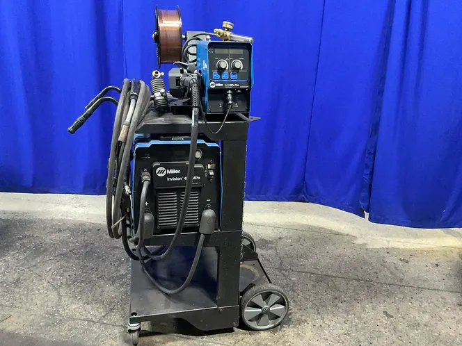 Miller 450 Amp Welder   -  Invision 450 Mpa