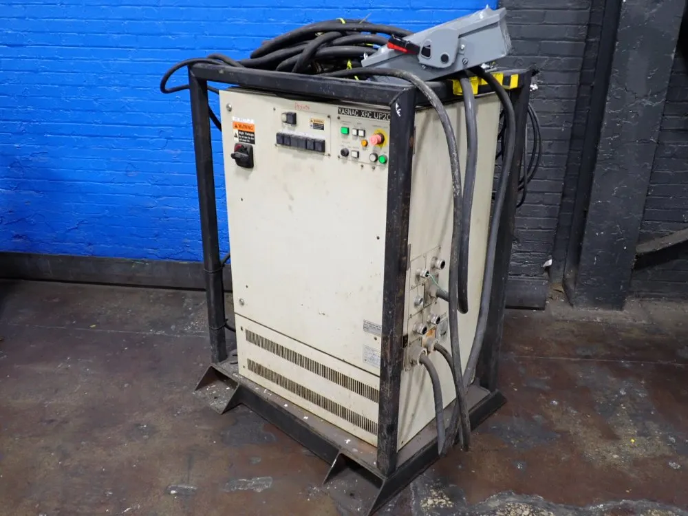 YASKAWA ELECTRIC CORPORATION ROBOT CONTROLLER PANEL   -  YASNAC-XRC-UP20