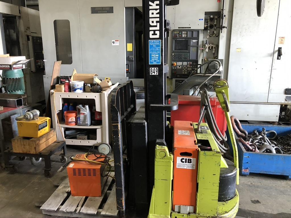 2,000 LB CLARK WALK BEHIND ELECTRIC LIFT TRUCK, MODEL SP20,