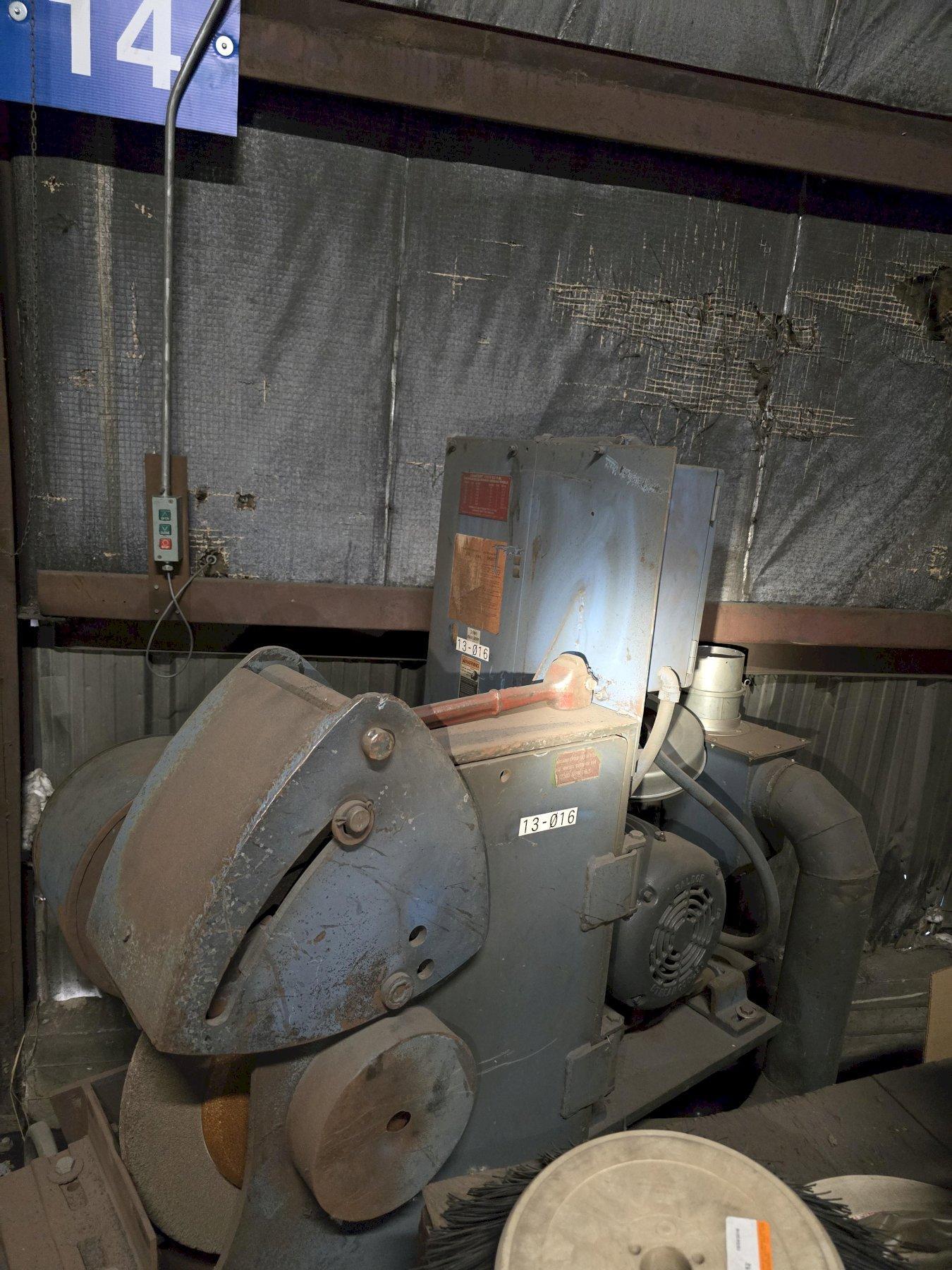 Fox model G60S2 30" right hand snag grinder s/n 12794921 with safety guard