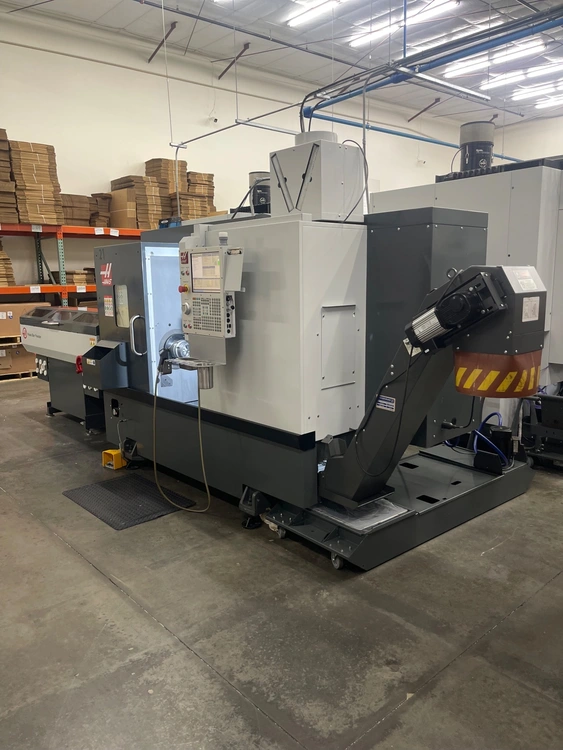 HAAS ST-20Y LIVE TOOL CNC LATHE WITH BARFEED
