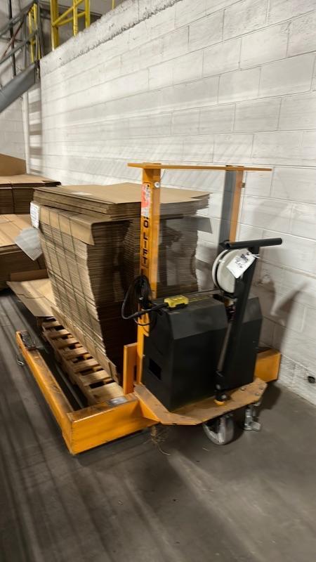 1 - PREOWNED 1000 LBS. ECONO LIFT PALLET/STACKER WORK POSITIONER, M# SEWP36-10, 2017