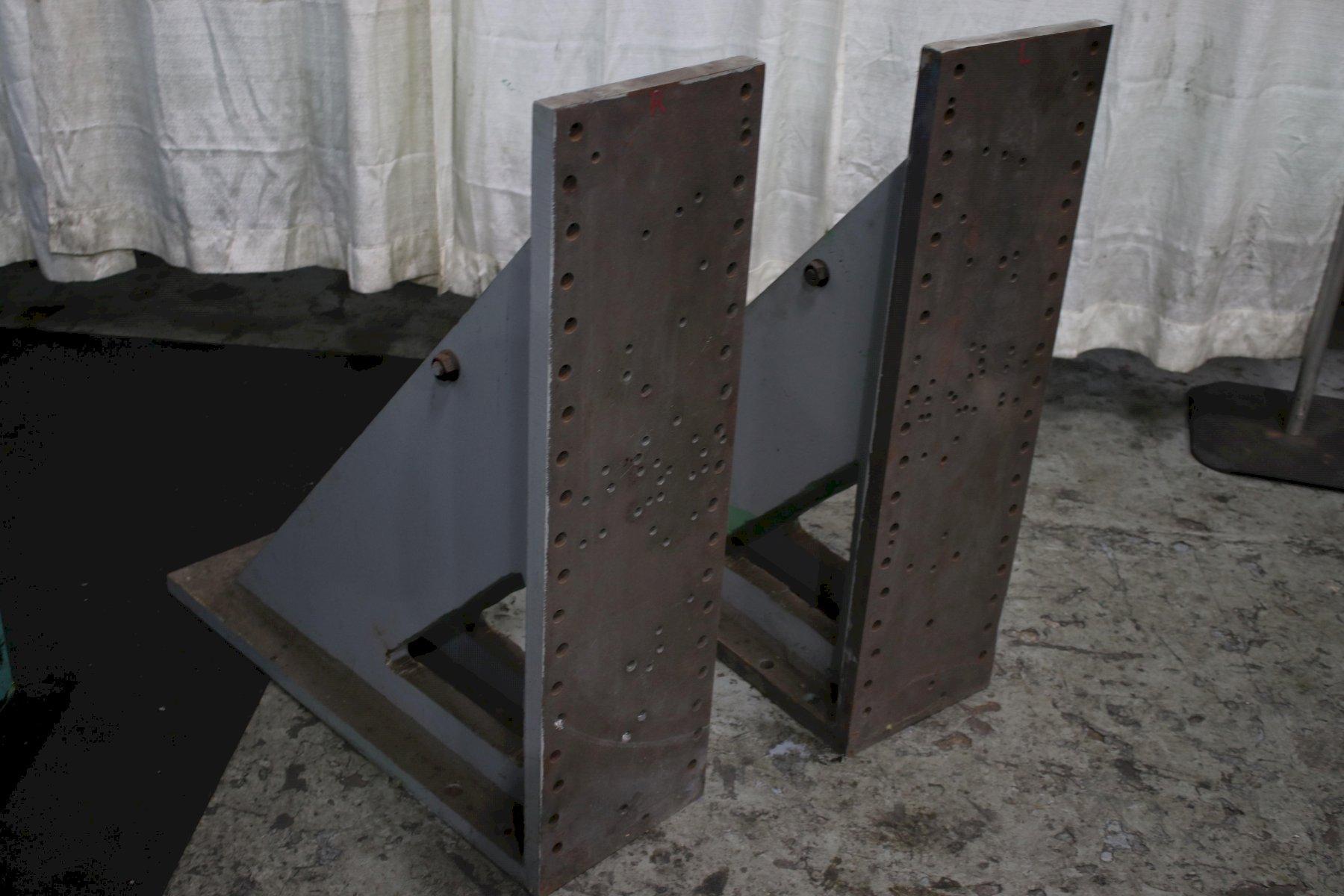 (1) SET OF DOUBLE GUSSETS ANGLE PLATES: STOCK #75053