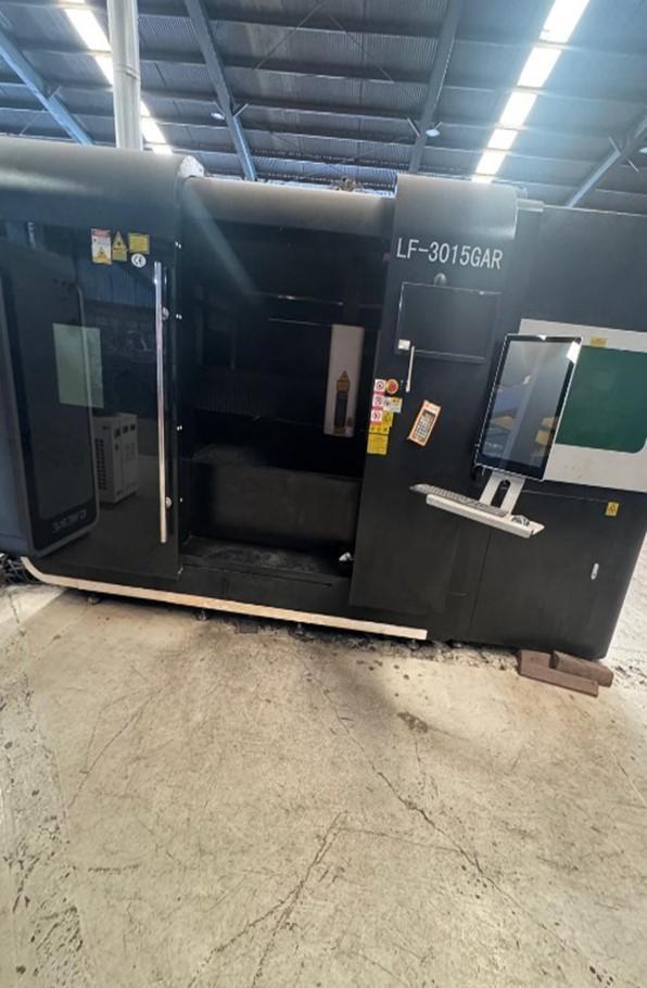 G.Weike 1.5 Kw Laser Cutting Machine