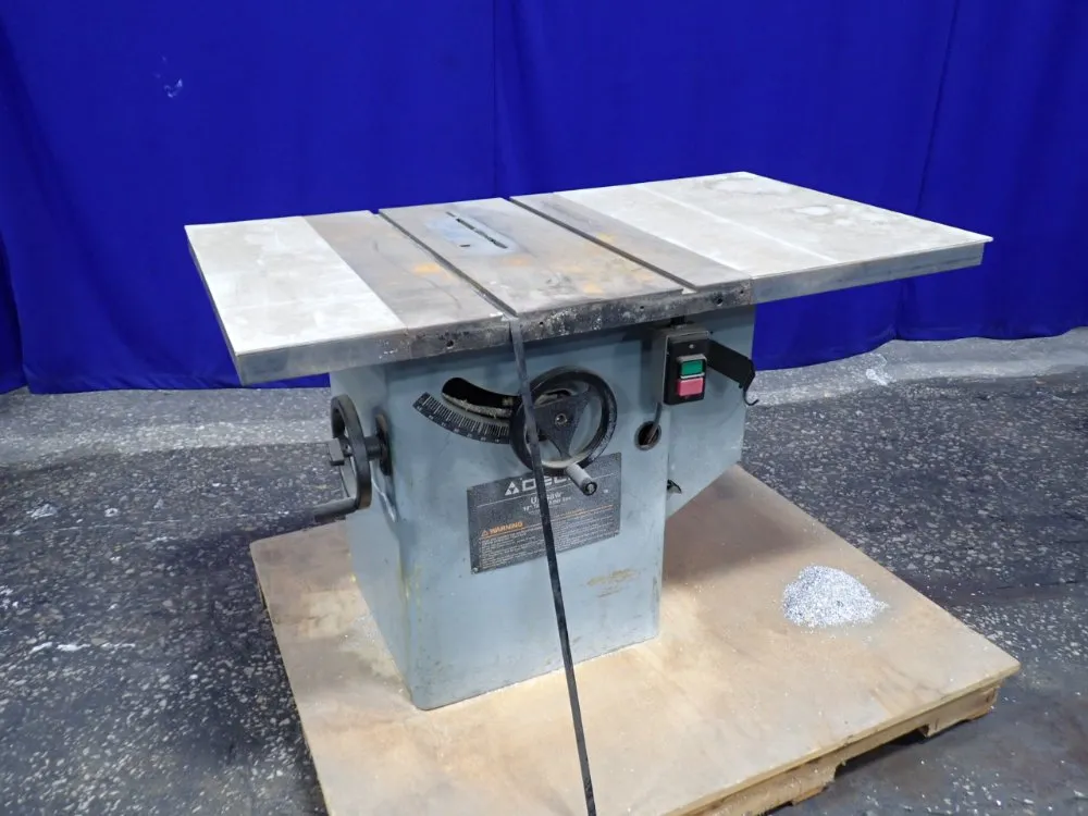 DELTA 47" X 27" 10" TILTING ARBOR SAW   -  34-806