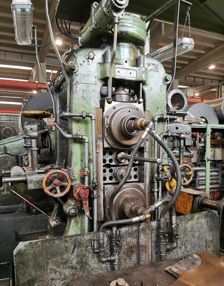 11" (300mm) x .157" (4mm) 10,000# 4HI Rolling Mill
