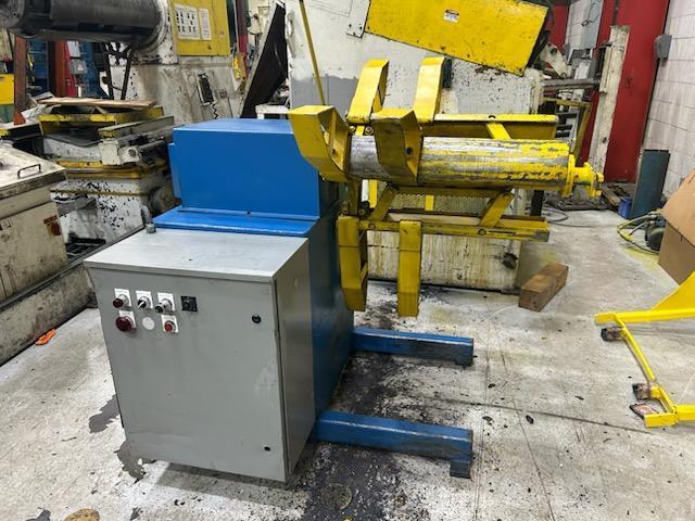 DALLAS DPR-4024 Centering Reel - 4,000 lbs Capacity, 24" Width
