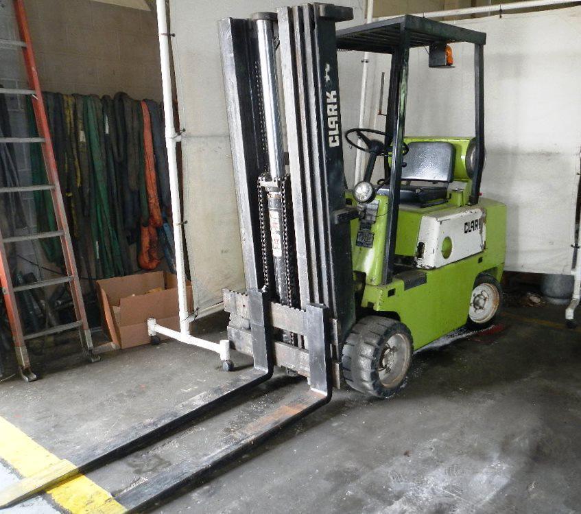 5500 CLARK  LP GAS FORKLIFT: STOCK #78625