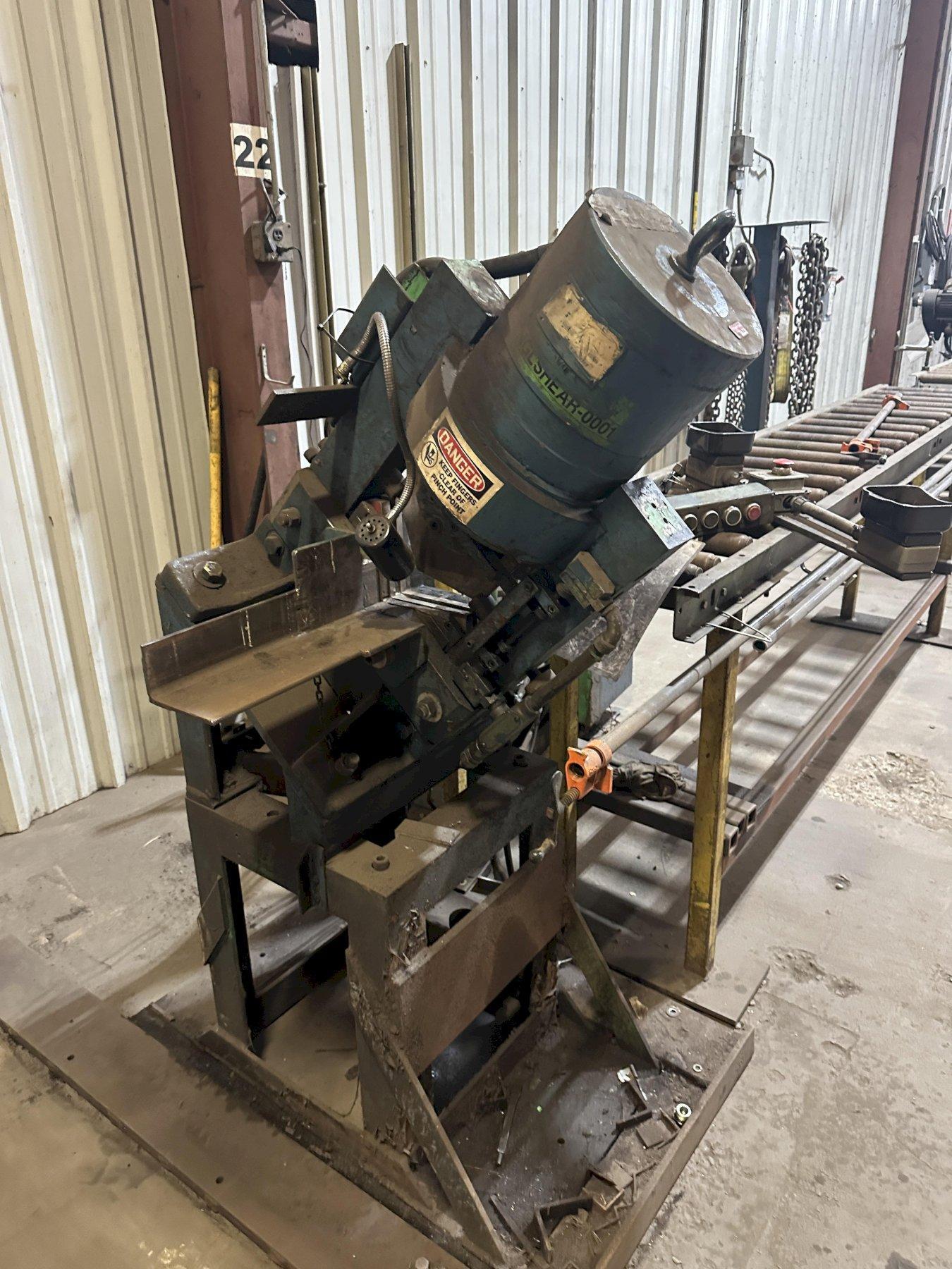 45 TON WHITNEY HYDRAULIC ANGLE SHEAR. STOCK # 0665325
