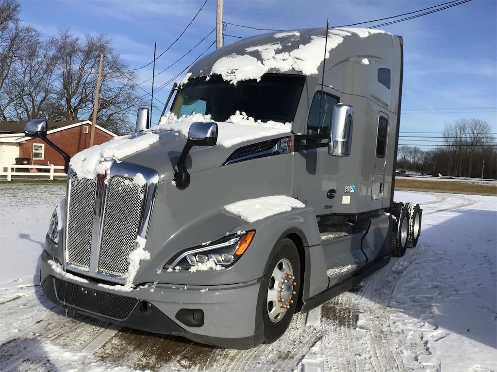 2023 Kenworth T680 1XKYDP9X0PJ233871