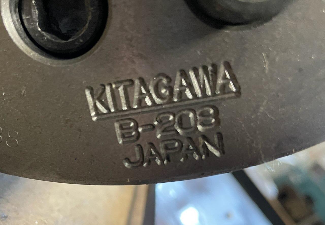 8" KITAGAWA B-208 3-JAW HYDRAULIC CHUCK, 52mm/2.1" Hole, 7.4mm/0.29" Jaw Stroke, 5000 RPM Max Speed, 86 kN Clamp Force, Lubrication Nipple on each Master Jaw.