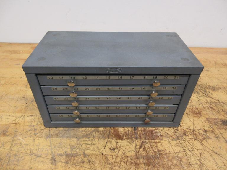 Huot 5-Drawer Metric Drill Index 1MM-6.9MM, No Contents- Auction Item
