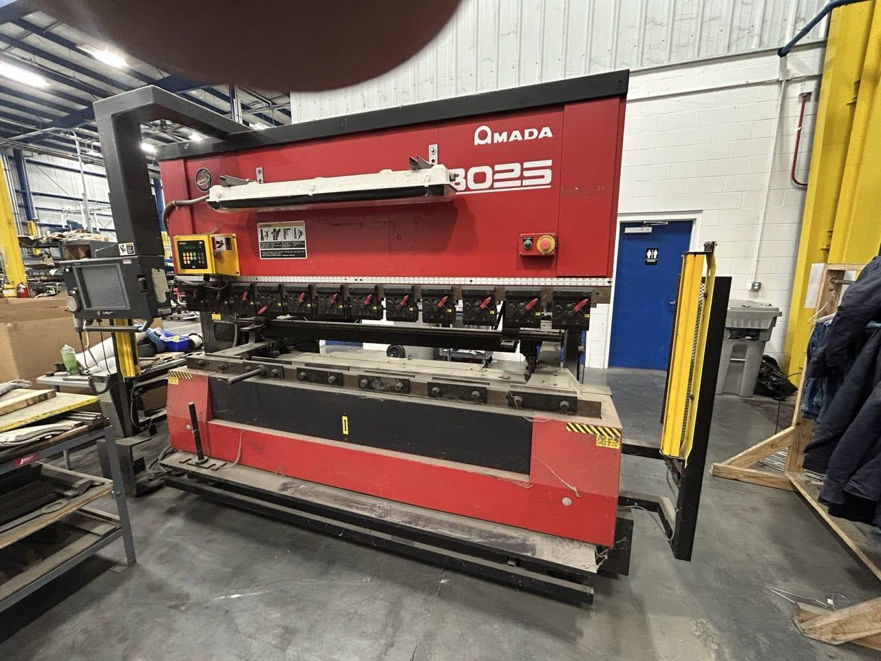 80 Ton x 10′ Amada 8025NT Hydraulic Press Brake, 2000