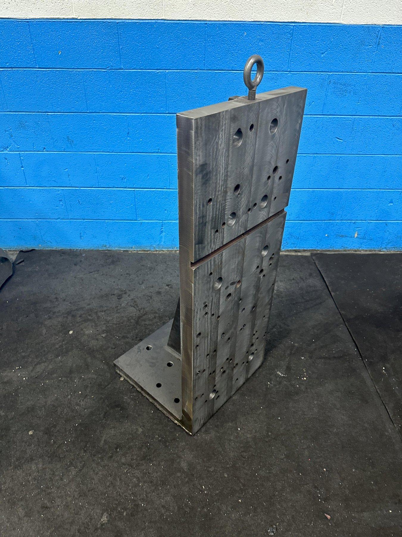 (1) 18" X 44" STEEL ANGLE PLATE  STOCK #77112