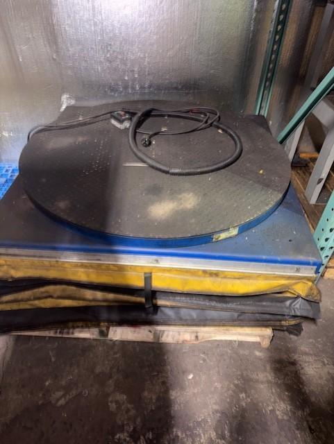 4,000# 48" X 48" ROTARY LIFT TABLE STOCK# 4422