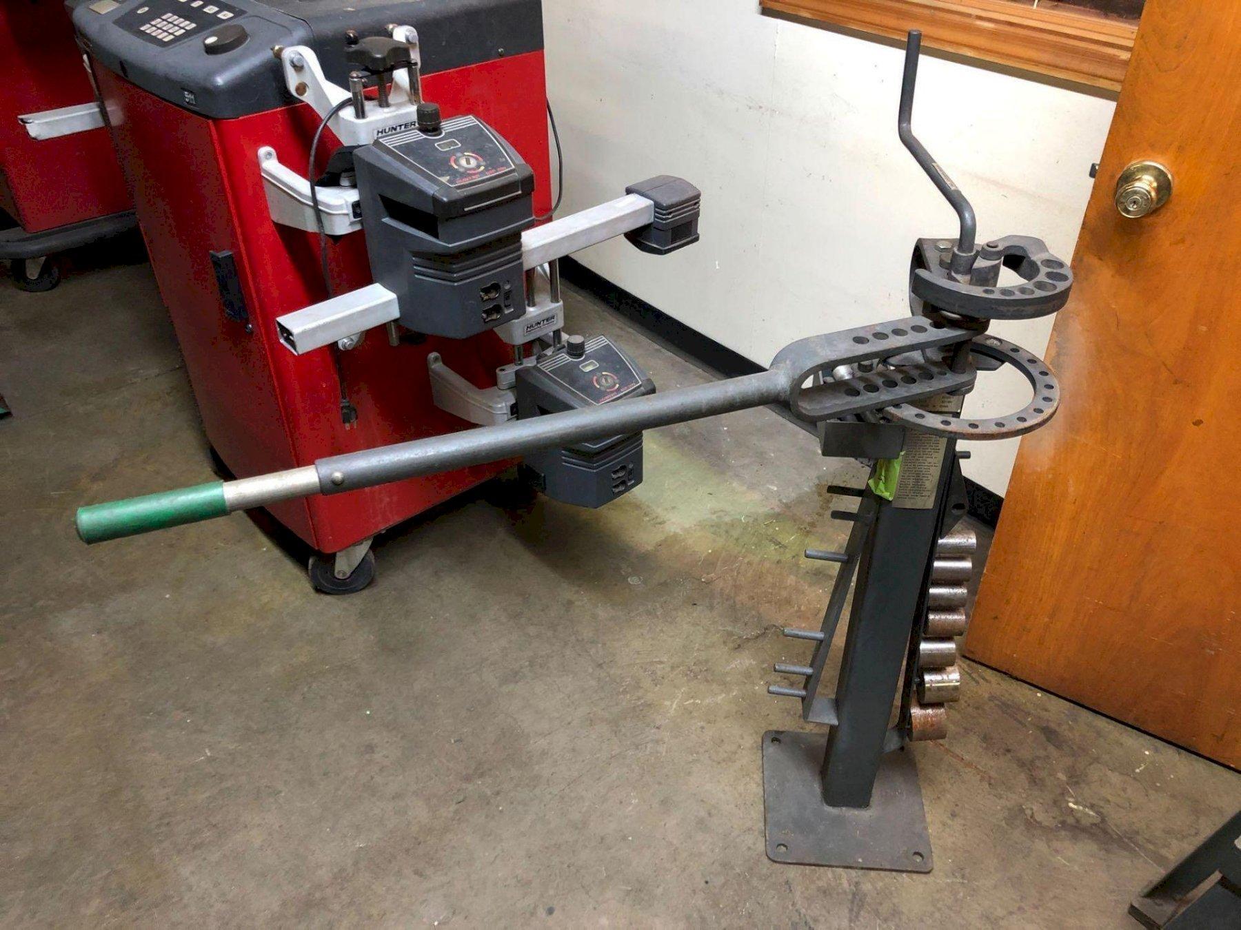 PITTSBURGH COMPACT BENDER. STOCK # 0414421