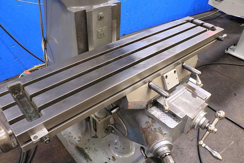 ALLIANT Vertical Milling Machine, Model 42VC