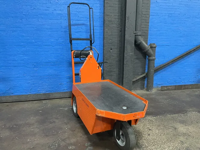 TAYLOR-DUNN 1000 lbs ELECTRIC STOCK CHASER CART  -  SC1-00