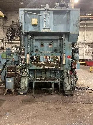 250 Ton Minster  E2 250 60-44 Press  300 SPM