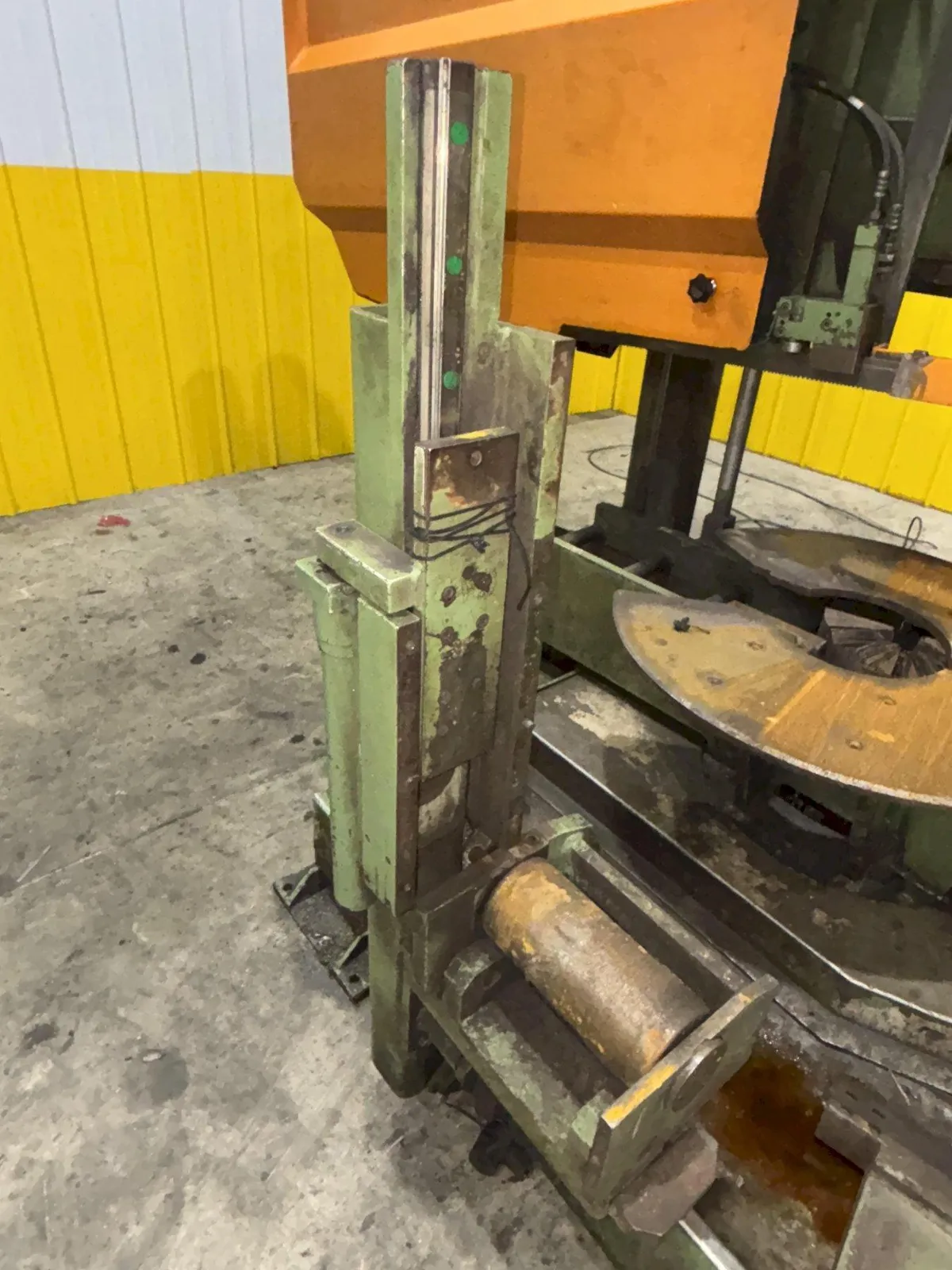 43" X 17" PEDDINGHAUS MODEL #1100 DG TWIN COLUMN & MITRE HORIZONTAL STRUCTURAL SAW