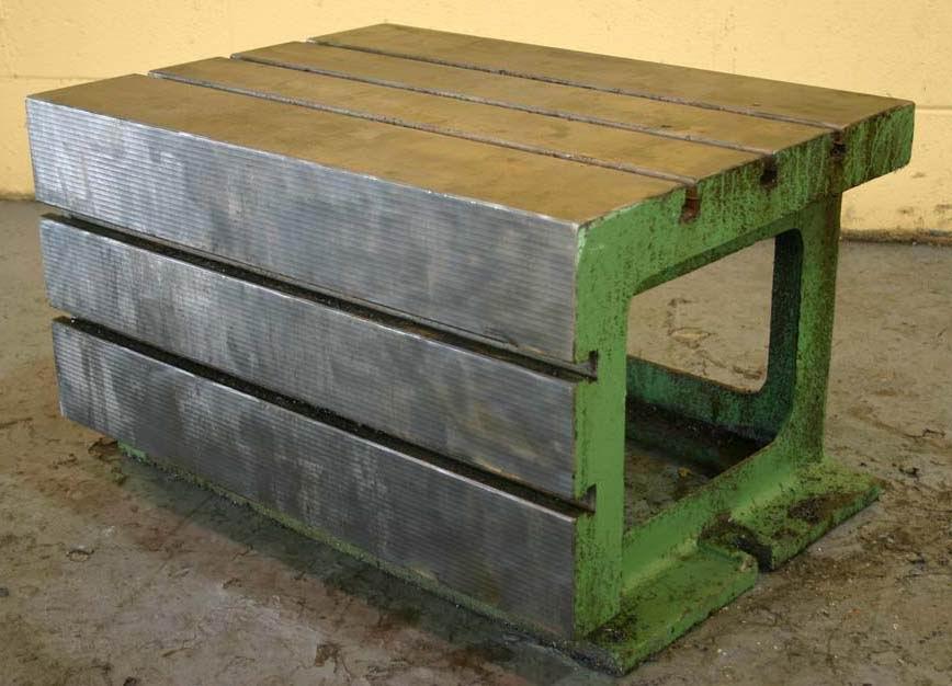 29' X 21-1/2' X 17-1/4' WILLIS BOX DRILL TABLE:  STOCK #19923