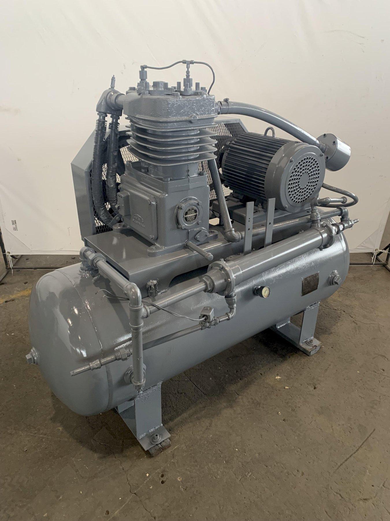 15 HP SPEEDAIRE PISTON TYPE AIR COMPRESSOR. STOCK # 0416423