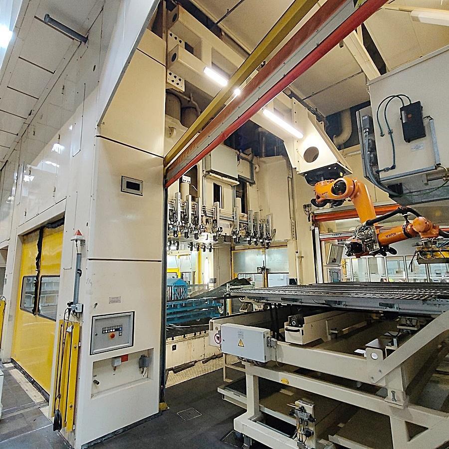 SMG-SCHULER 2500 Hydraulic press