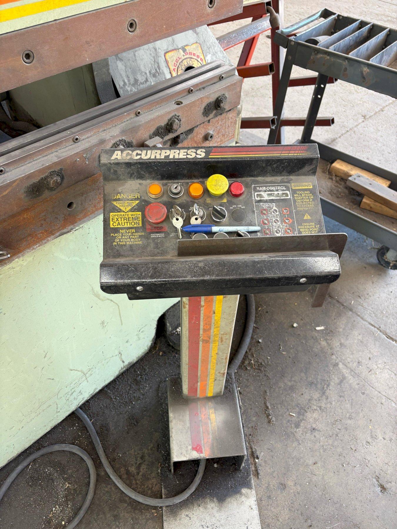 1 - PREOWNED ACCURPRESS CNC HYDRAULIC PRESS BRAKE, MODEL #: 710012, S/N: 3370